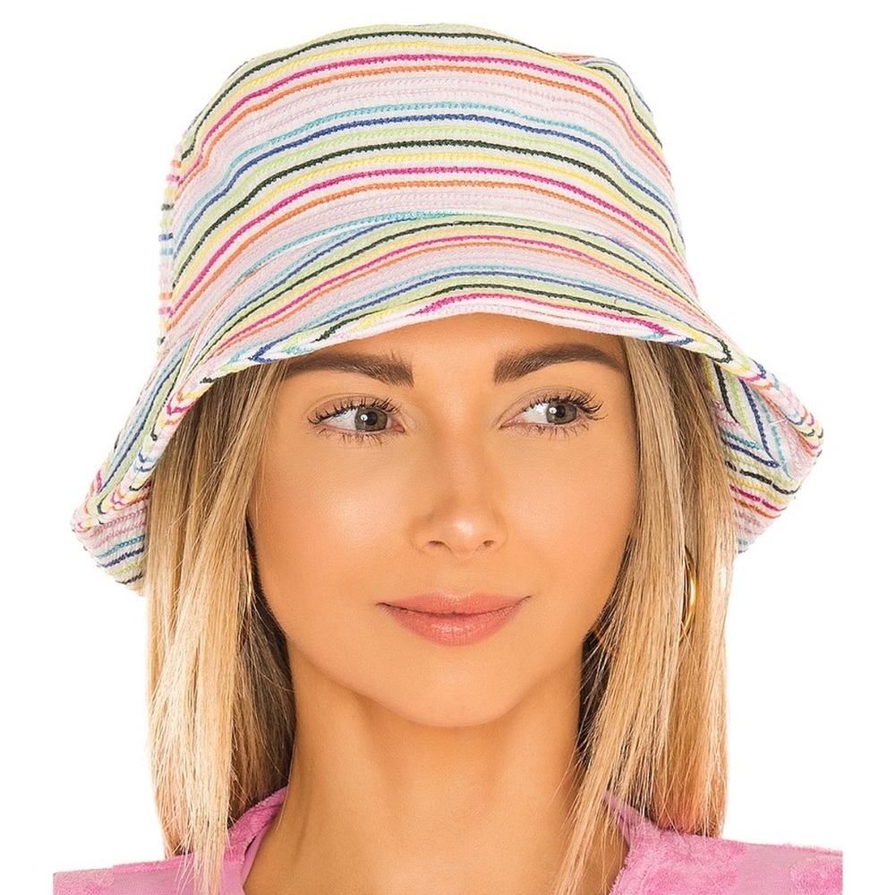 Solid & Striped bucket hat
